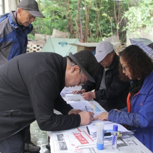 公司集中向退休人員發(fā)放和激活社保卡